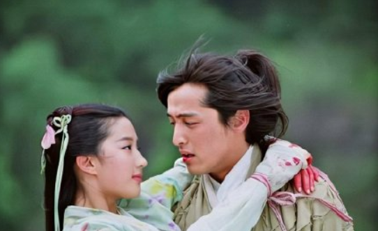 张恒|胡歌和刘亦菲已领证，粉丝等官宣？只怪逍遥哥和灵儿妹的人设太美