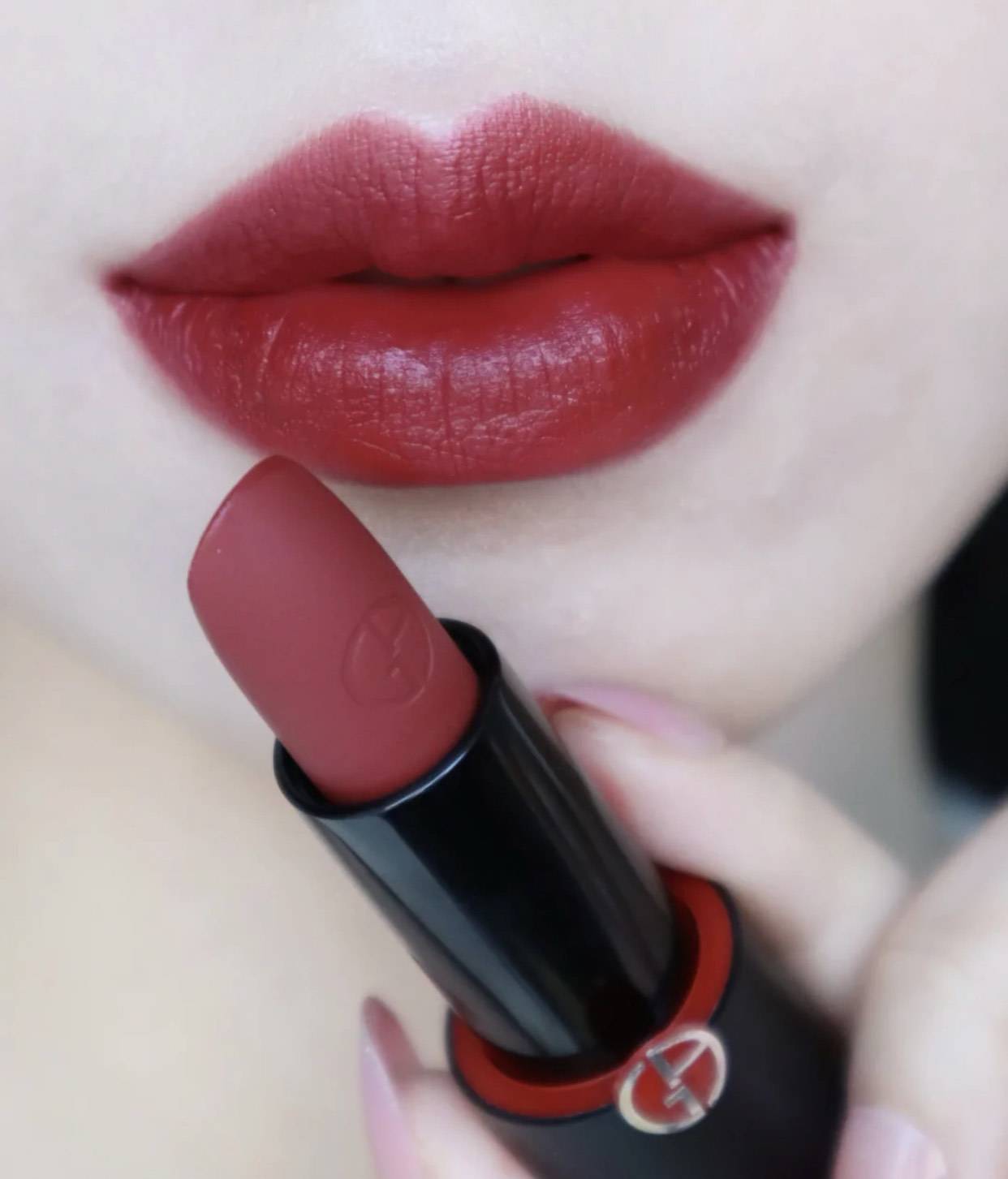 阿玛尼|阿玛尼新款唇膏，哪些颜色值得买？405很普通，还是看看这几个吧