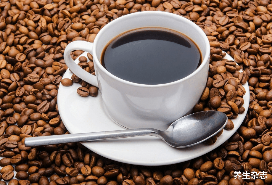 甲状腺癌|男子身患甲状腺癌，术后复发离世，医生提醒：家中2物，不可常吃