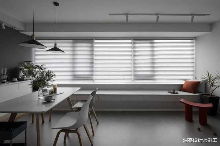 别再傻傻的砸飘窗了，注意分清真假飘窗，有的假飘窗可不能砸掉