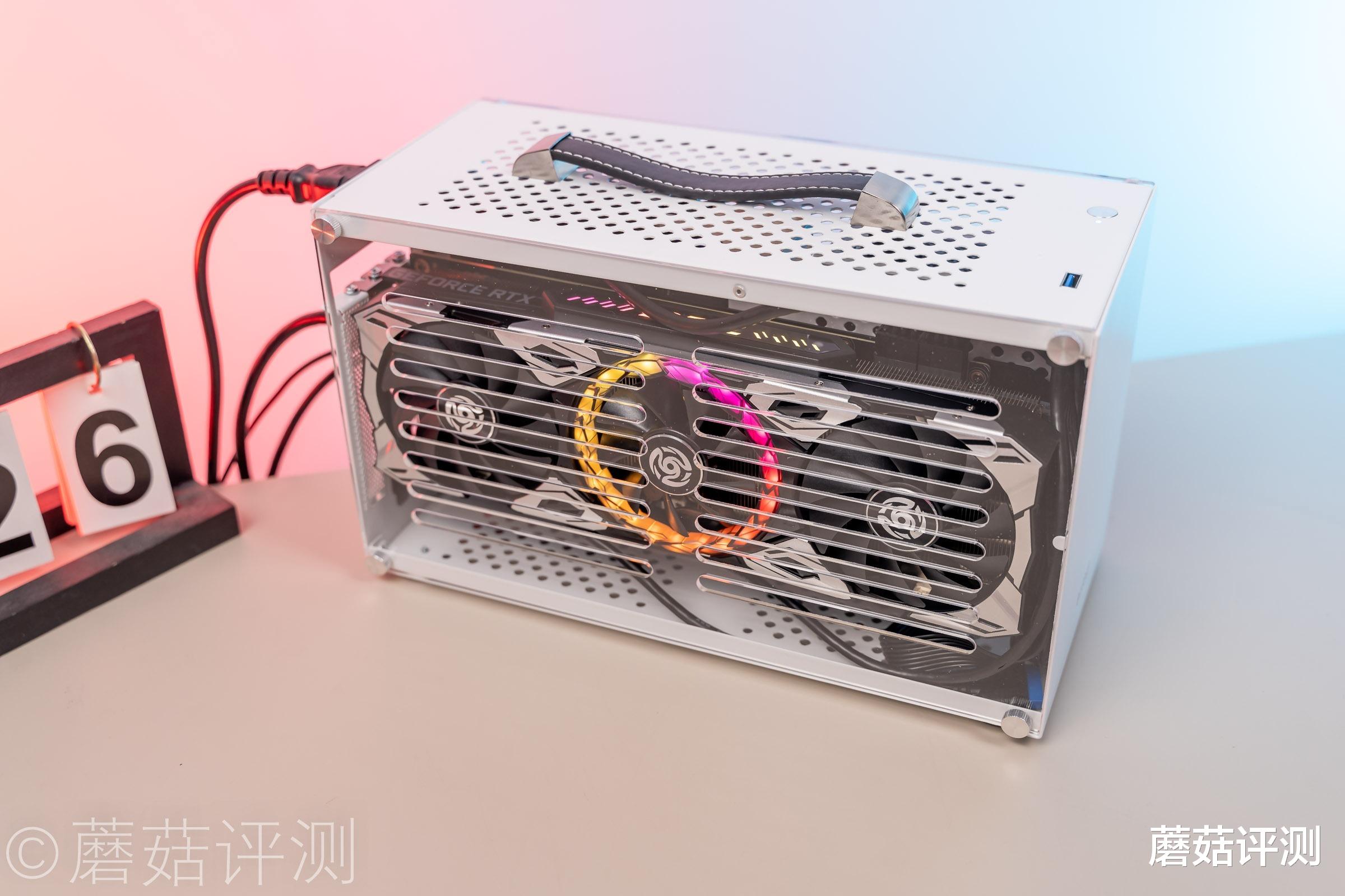 机箱|小巧精致，单手拎走、超频三蜂鸟2手提便携ITX机箱 评测