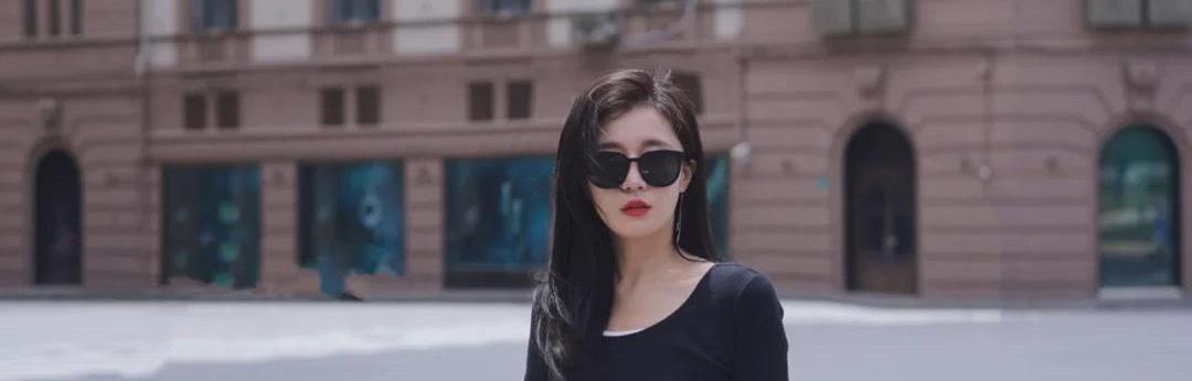 潮流搭配小甜馨|运动让你变得更美，春秋跑步这样穿，舒适大方也很时尚