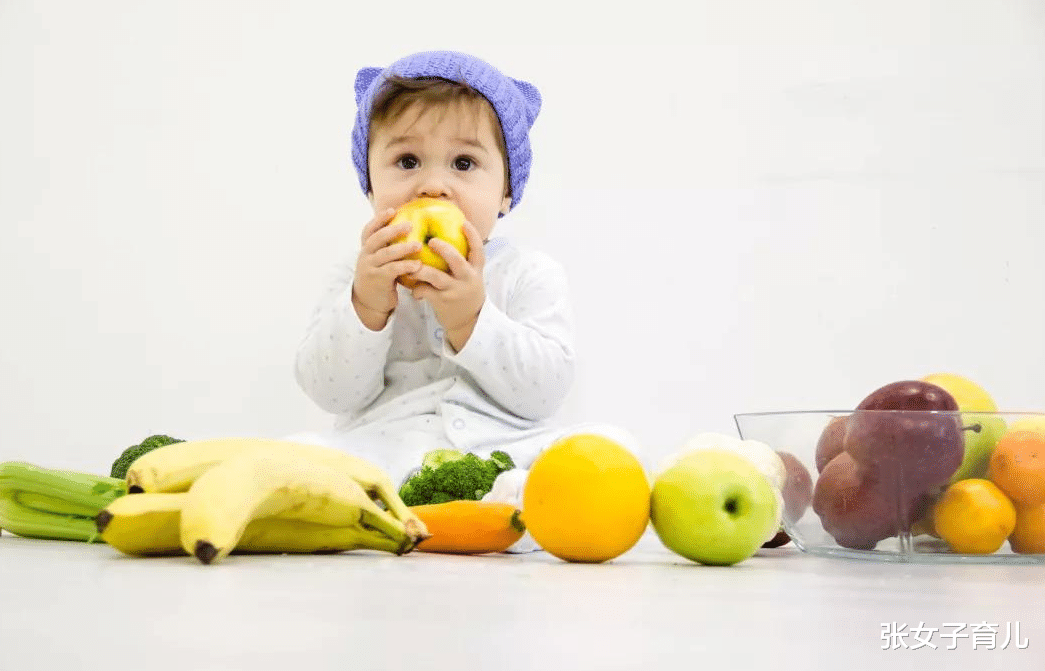 张女子育儿|入秋后想要孩子长个子,柿子等水果少给宝宝吃,再营养也不行