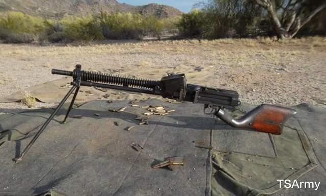 冲锋枪|盘点二战期间25种著名单兵自动武器