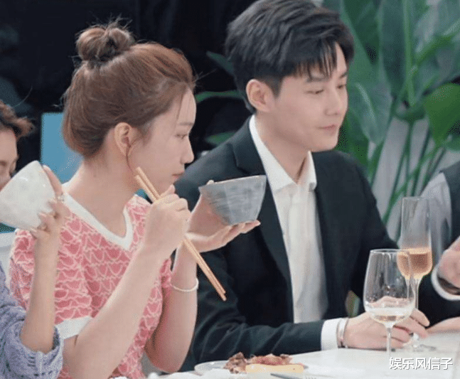 洪成成|洪成成生日“5姐妹”重聚，小孔晒照引粉丝不满，连夜取消点赞