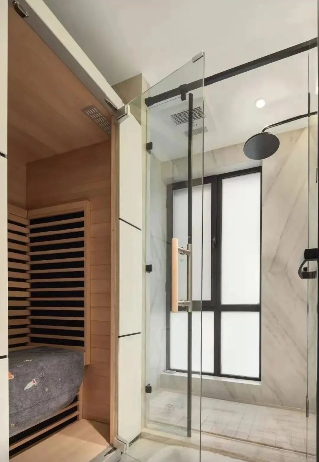 82㎡现代简约丨入户飘窗变卡座，开放式餐厨厅布局绝了