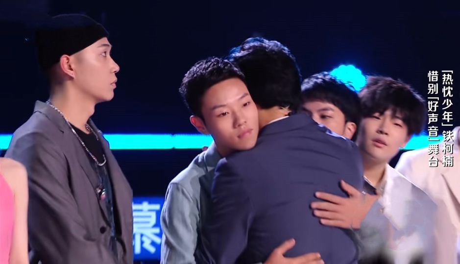 本·阿弗莱克|当廖昌永淘汰“小梁博”铁柯楠时，请注意李炎欣的表情，太真实了