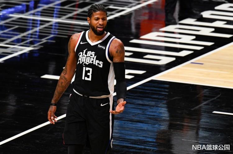 莱昂纳德|16投砍20+9！赛后拥抱莱昂纳德，实力证明，他依然是联盟顶尖球员