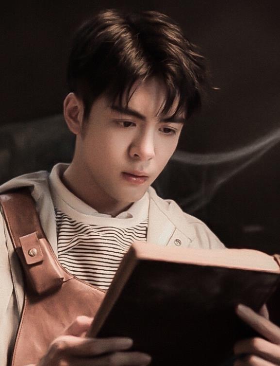 肖宇梁|肖宇梁变装视频宣传新剧,古装造型引争议,这还是“小哥”吗?