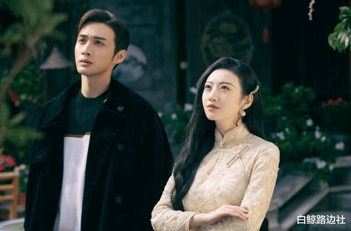 景甜|33岁景甜路透曝光！皮肤白到发光生图能打，穿睡衣拖鞋没偶像包袱