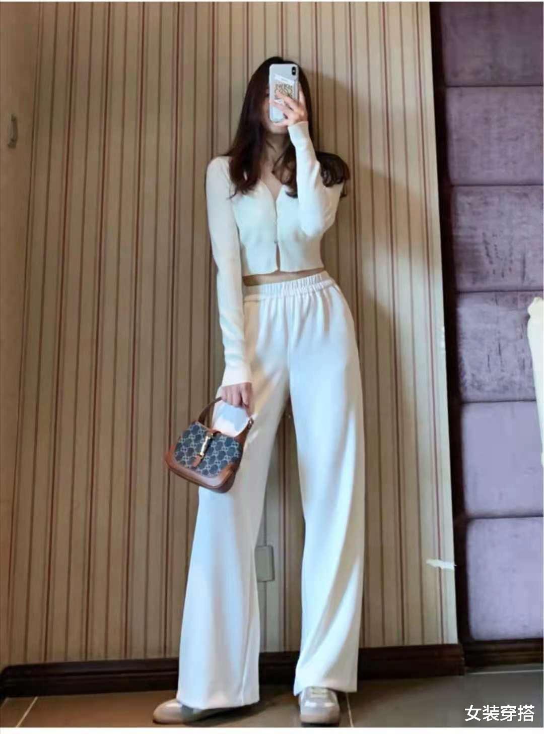 女装穿搭|夏天白色阔腿裤如何搭配上衣