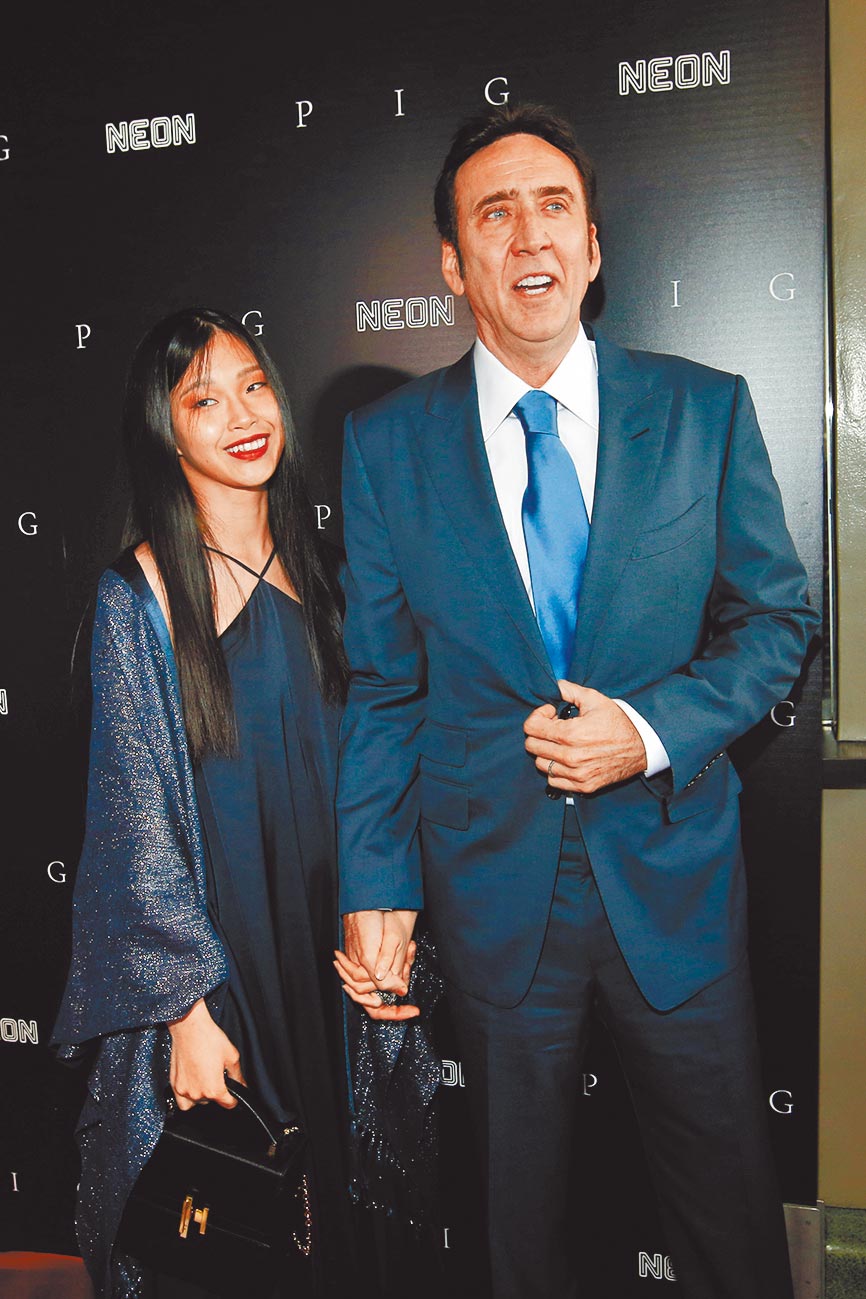 尼古拉斯·凯奇|尼可拉斯凯吉嫩妻有喜，孩子比孙子还小