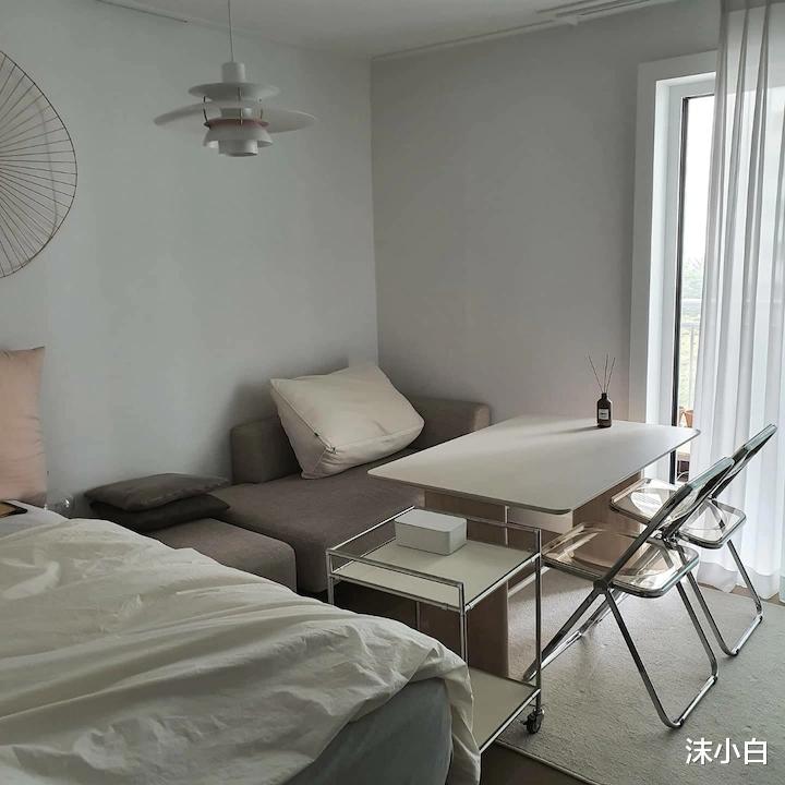 56平的一居室,不睡卧室坚持在客厅住下,卫生间三式分离!真出众