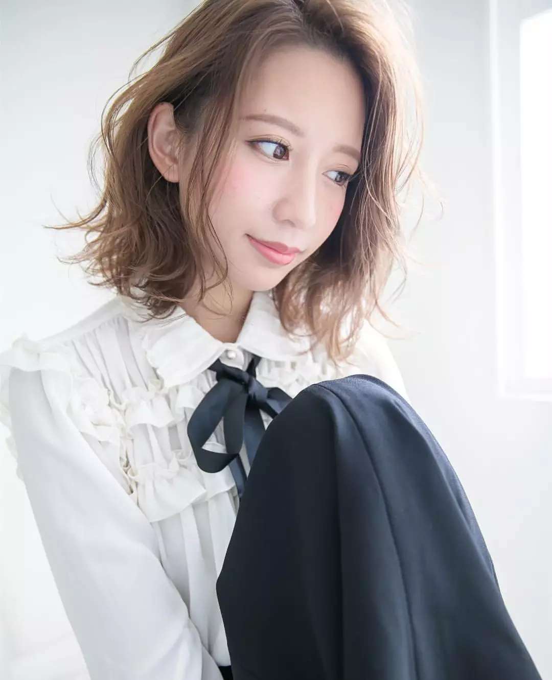 江疏影|小个子女生远离这四款显矮的发型，第一显胖、第三显矮，莫踩雷