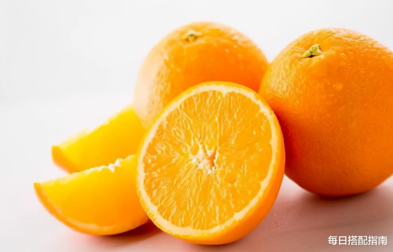 每日搭配指南 “基础色”才是万能色，搞懂基础色的含义，再也不怕穿衣显廉价