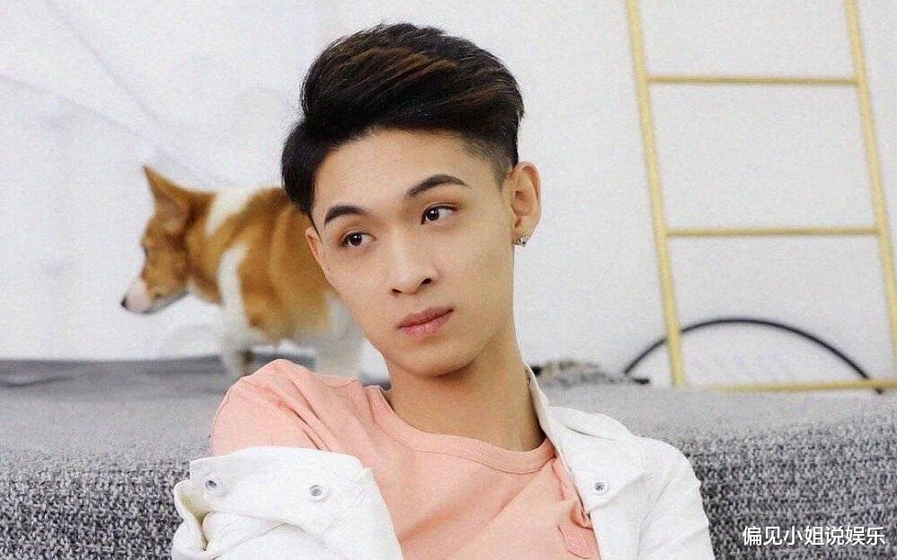 秦霄贤|德云社秦霄贤前线大粉，疑似携粉丝集资跑路，被揭穿后百般抵赖