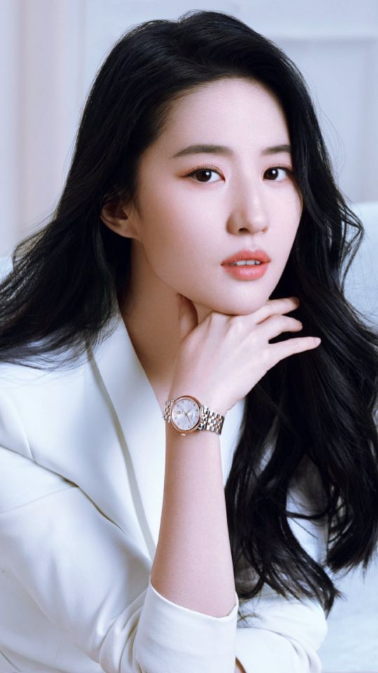 王菲|王菲: 这是我女儿，邱淑贞: 这是我女儿，刘晓莉: 麻烦让让