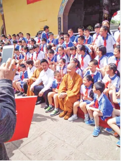 吴京|吴京伤情报告曝光,全身缝合100多针:硬汉?你太小看他了