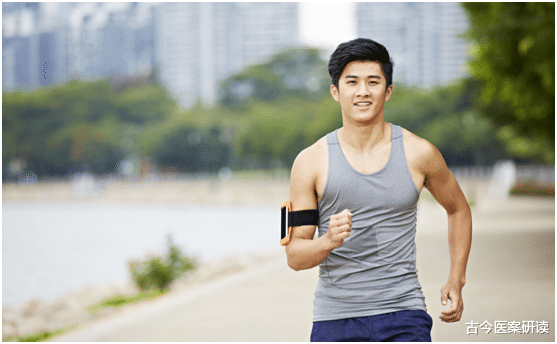 心肌梗塞|90后小伙深夜突发心梗，抢救后离世，医生叹息：再年轻这事也要克制！