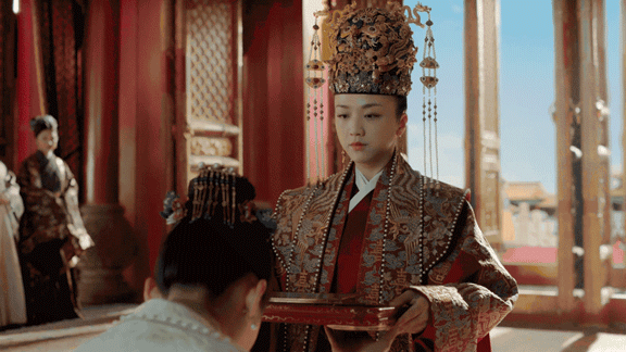 周冬雨|那些风头盖过女主的女配，各有各的风情，连杨幂周冬雨都不能幸免