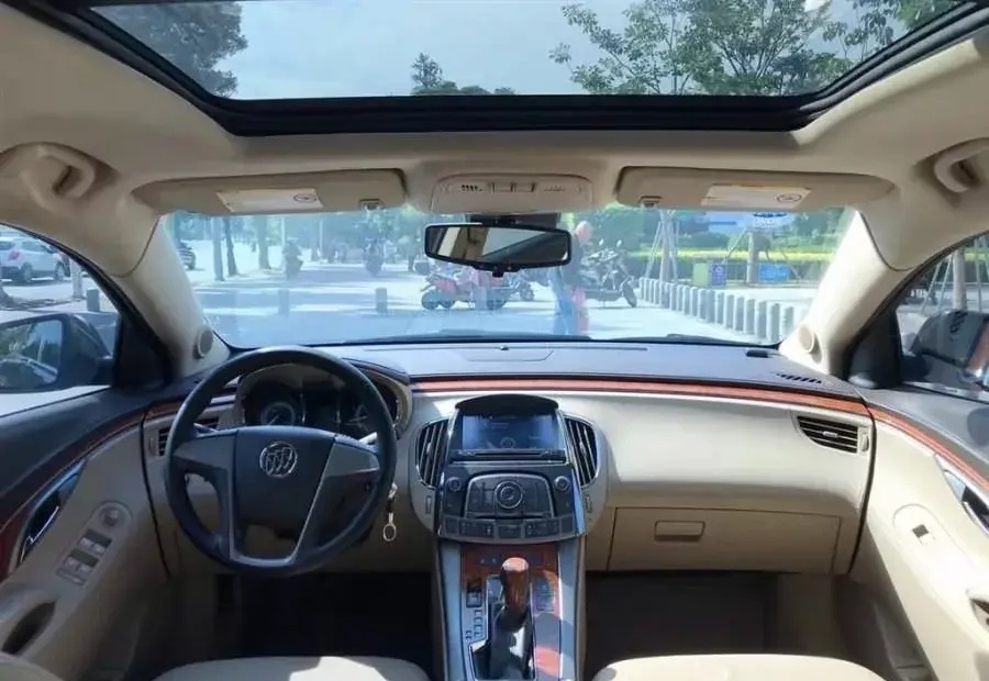 才哥讲社会 网友:死活要我卖车给他,人情上半卖半送给他,没曾想被反咬一口