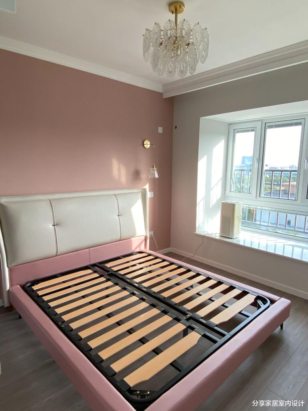 她家全屋“淘宝风”，便宜又好看，墙面刷“网红灰”很喜欢！