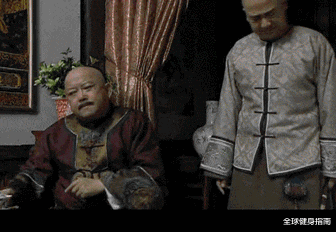运动|健身教练被要求“陪”会员？一个月入账1.6万？！网友：放着我来