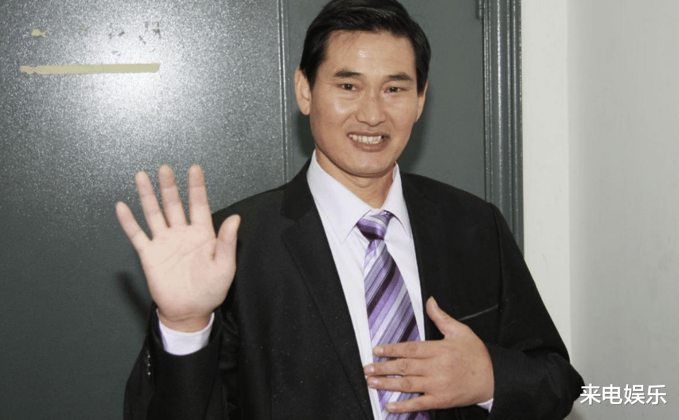 朱之文|陈亚楠离婚，引媒体关注，她走了一步“险棋”，为自己挖坑