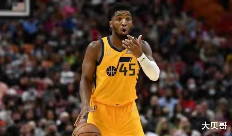 勒布朗·詹姆斯|NBA今日红黑榜：德罗赞绝杀！詹姆斯又破多项纪录，福克斯真毒瘤