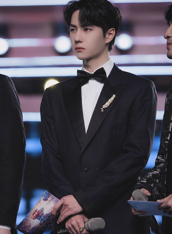 李代沫|艺人收入排行榜，日薪208w郑爽排不到前十，第一名没人想查