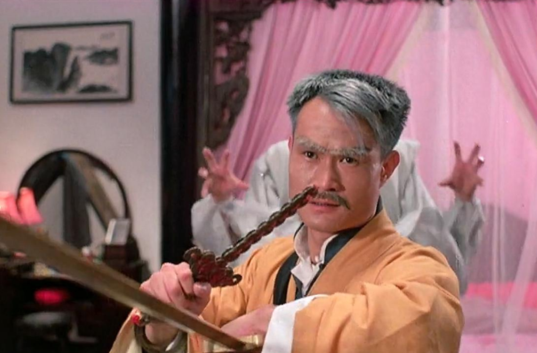 肖战|拍戏用演员照片做“遗像”，真的不怕出事吗？导演早就安排好了