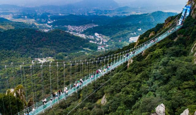 阳朔 芜湖一景区火了，被赞“皖南张家界”，“玻璃桥+玻璃栈道”绝美