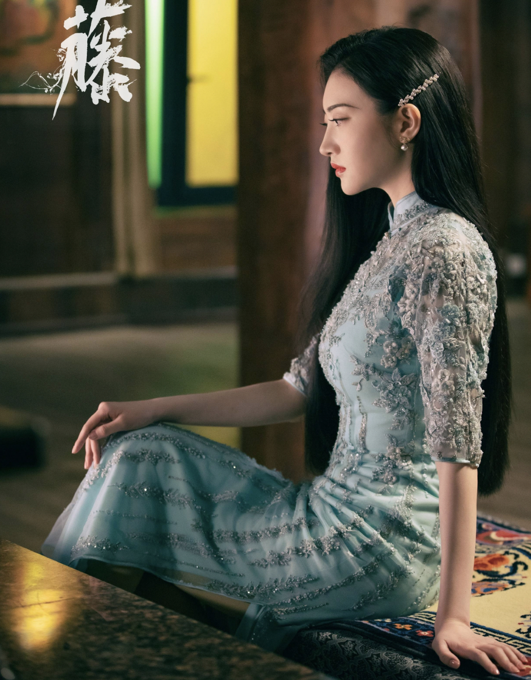 潮帮先生|从景甜的旗袍到童瑶的校服，旧上海女人穿衣也太惊艳了