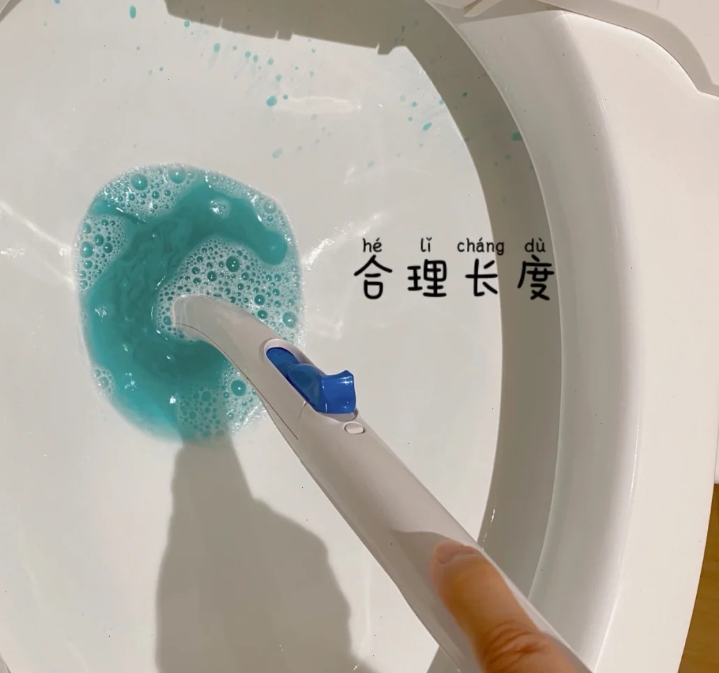 建议大家：不管卫生间大小，学学年轻人的布置，越住越顺心！