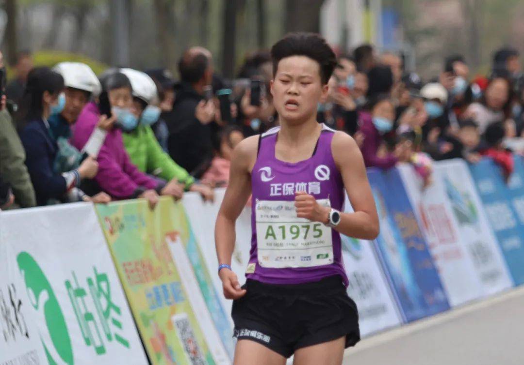 徐州|刚刚！徐州全马冠军强势诞生！带你直击现场！