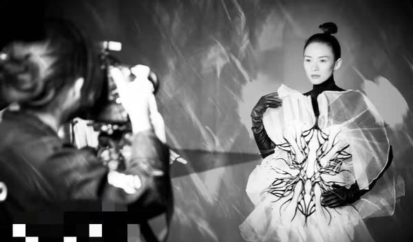 范冰冰|范冰冰排面太大？全球高定礼服第一个穿，比章子怡赵薇还厉害