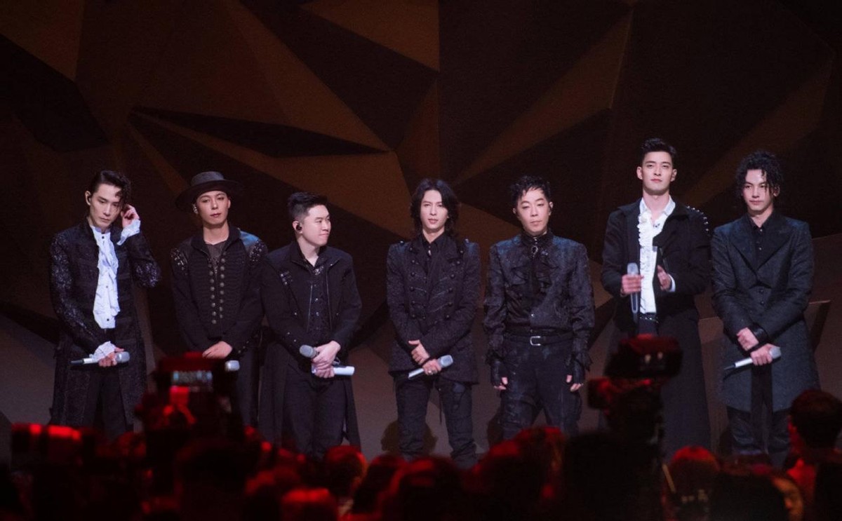 写真|《披哥》5位嫂子助阵，3个“疯嫂子”抢风头，2个嫂子格格不入