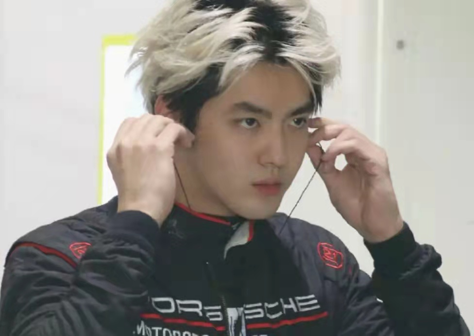 张哲瀚|网友都夸吴亦凡母亲大义灭亲