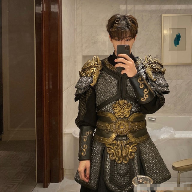 张小斐|范丞丞没认出张小斐，宋亚轩错认王一博，同为误会二人举动暴露情商