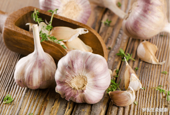 失眠|甲状腺的“金钟罩”被发现，并非冬瓜，敞开吃，甲功会越来越强