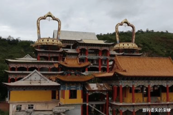 寺庙|东北令人惋惜的寺庙，地理位置优越，建设宏伟却是烂尾建筑