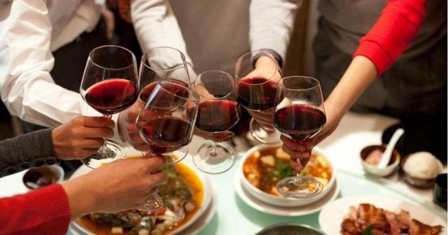 利益最大化|领导问，你周末有空吗？聪明人有3点“套路”，不遭怒斥不吃亏