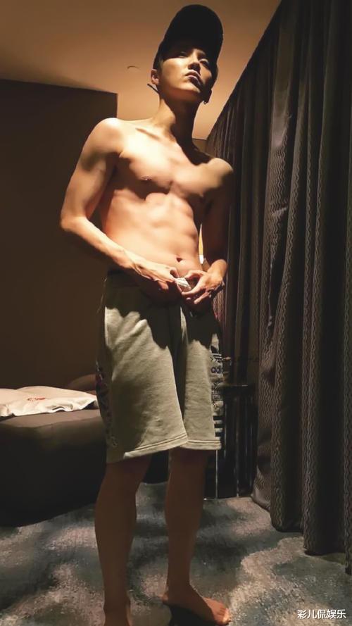 黄子韬|“扫娘风暴”持续发酵：多名艺人纷纷转型，肌肉胡渣成硬汉标志