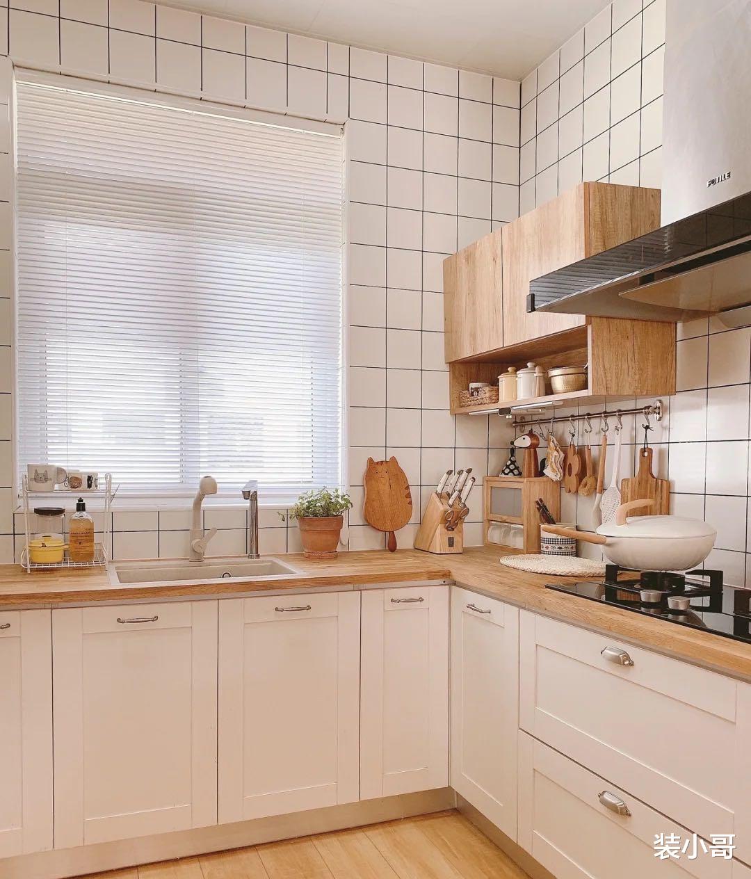 在新家第一次做饭后，就发现了厨房的“毛病”，好想拆掉重装