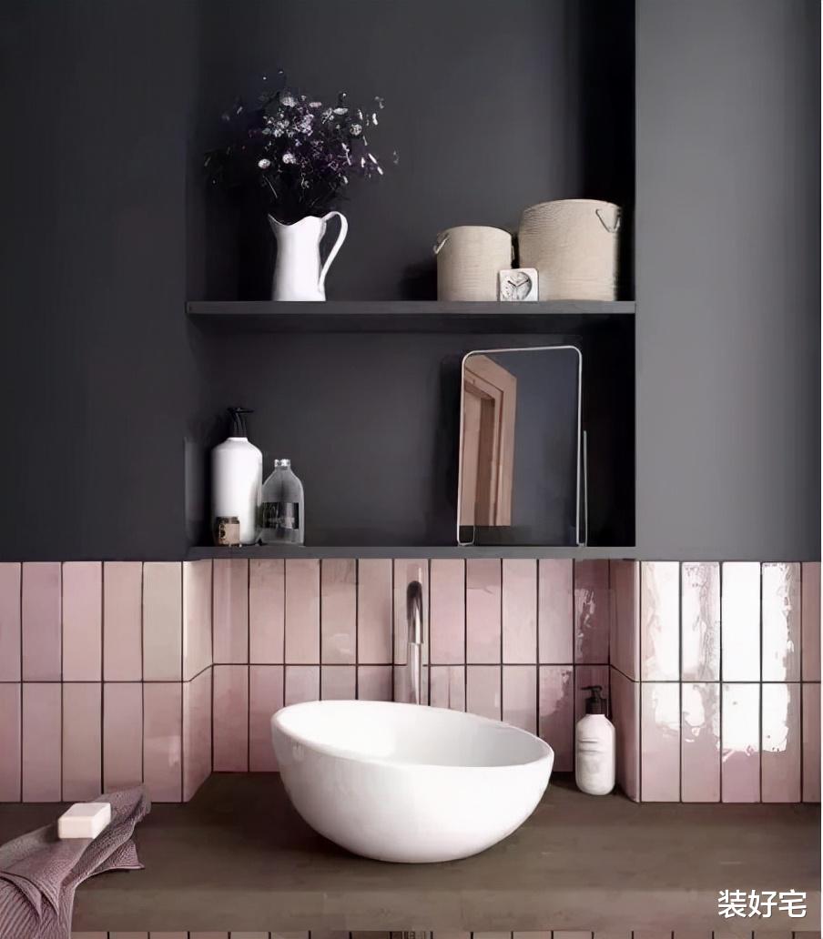 近千元的瓷砖，却被几十块钱的美缝剂毁了，真的好不值！