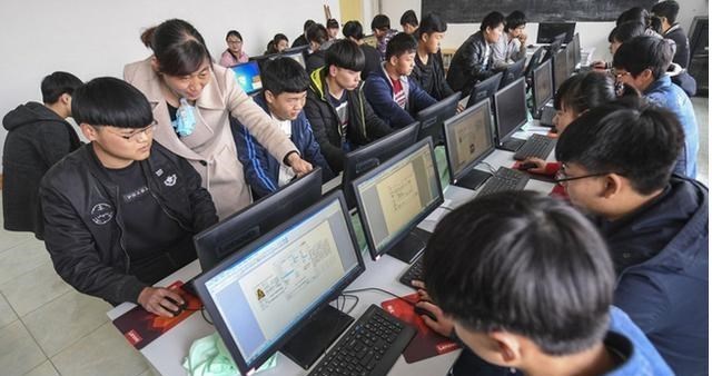 小米粒妈咪|这几个专业毕业“温饱”都难？学生：毕业相当于事业，谨慎选专业