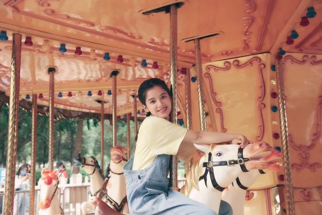 张婧仪|99年小花被嘲“又美又土”！屡战屡败的她，只有戏里的脸能看？