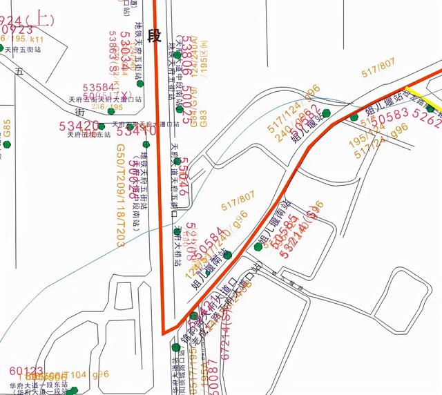 大货车 成都公交线路站点调整提示