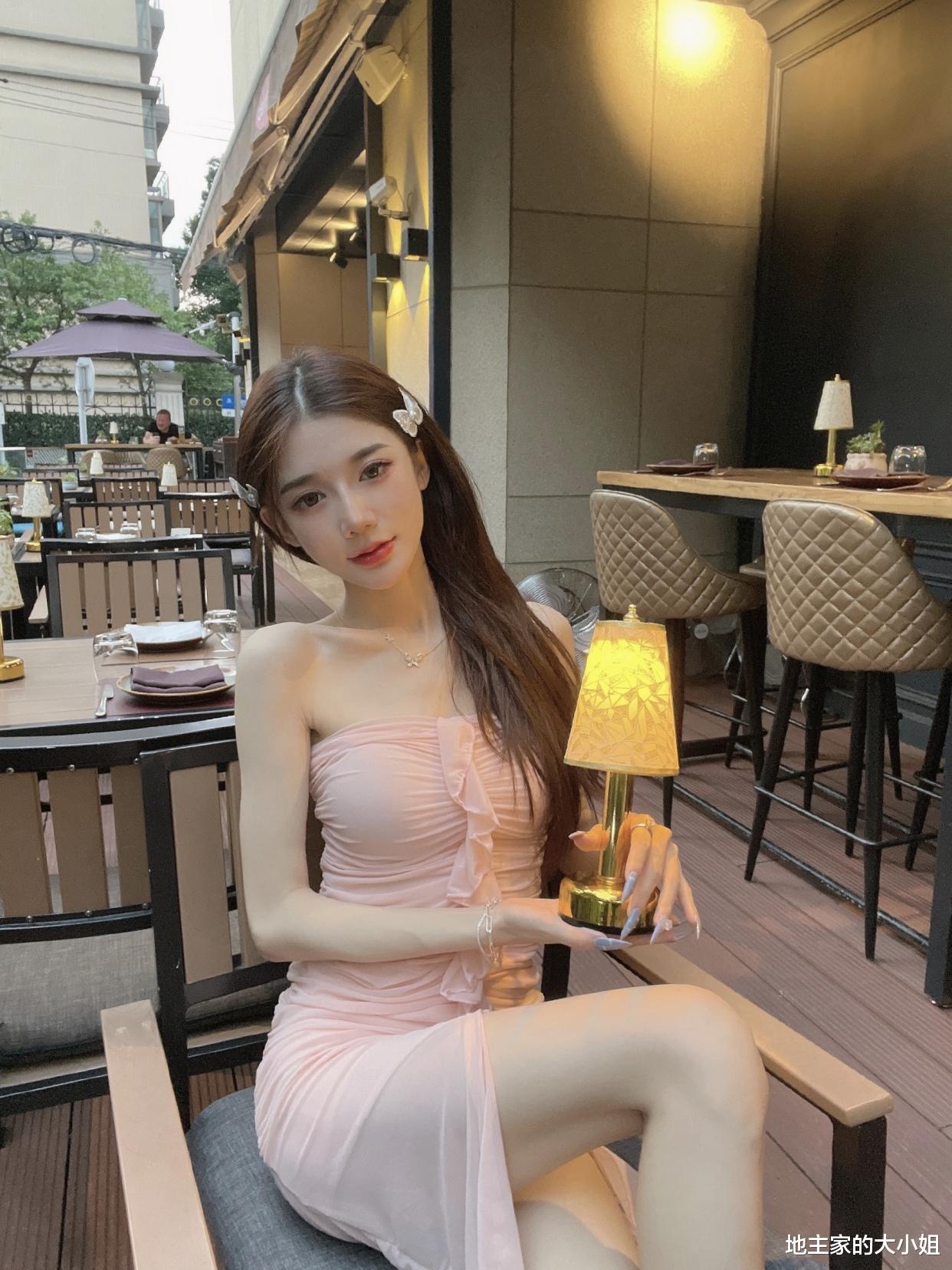 地主家的大小姐|为了生活也许没有谁是容易的