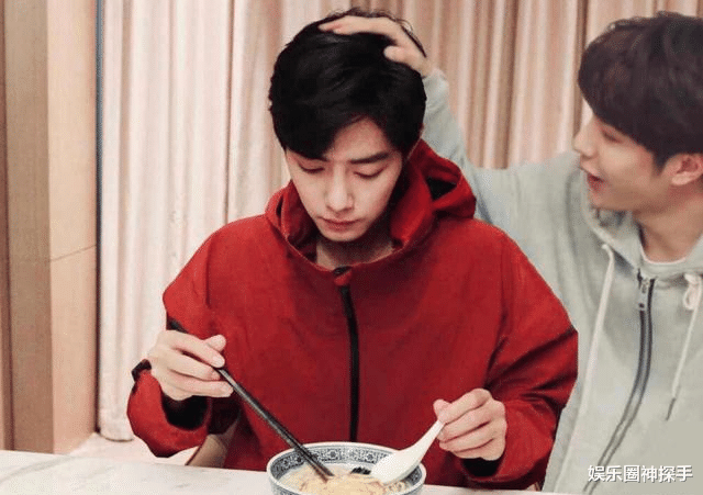 肖战|95后“上戏校花”原来是肖战粉丝，曾替肖战发声，如今却身陷争议